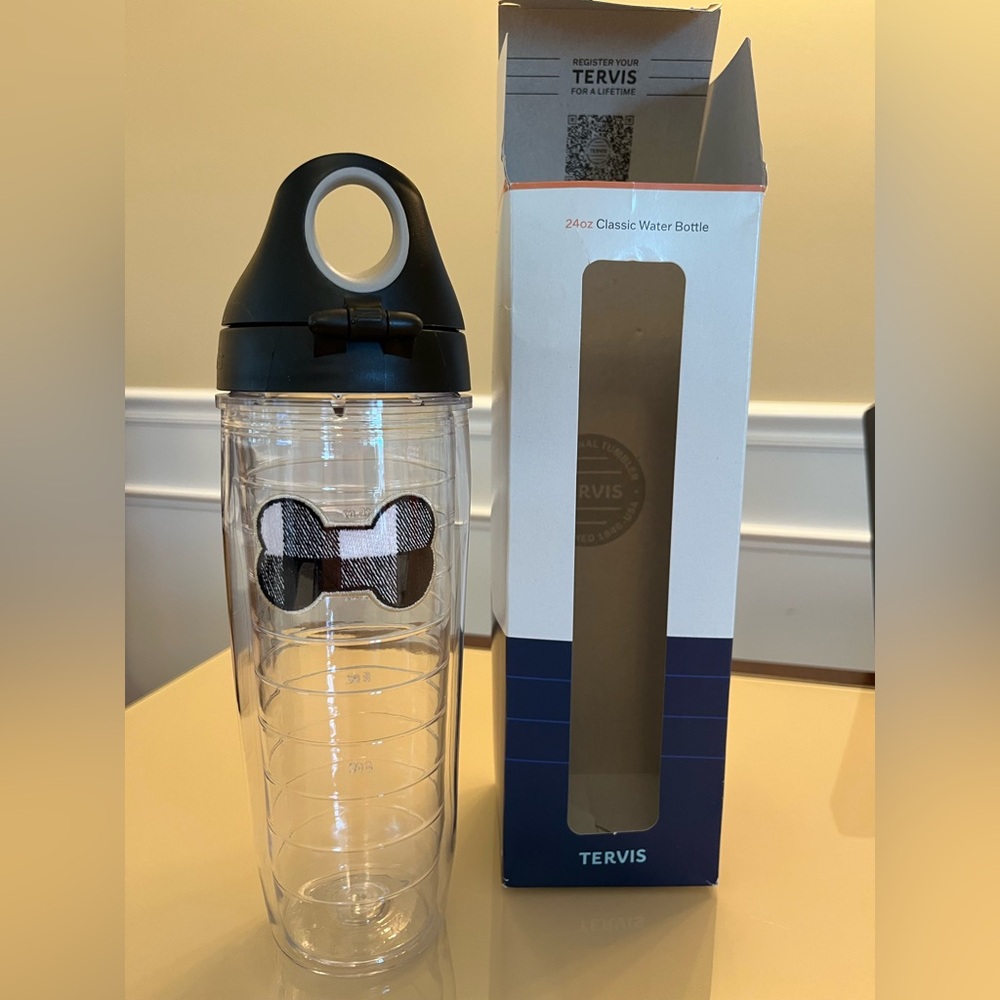 NWT! Tervis Clear Bottle with Black Lid and Dog Bone Design